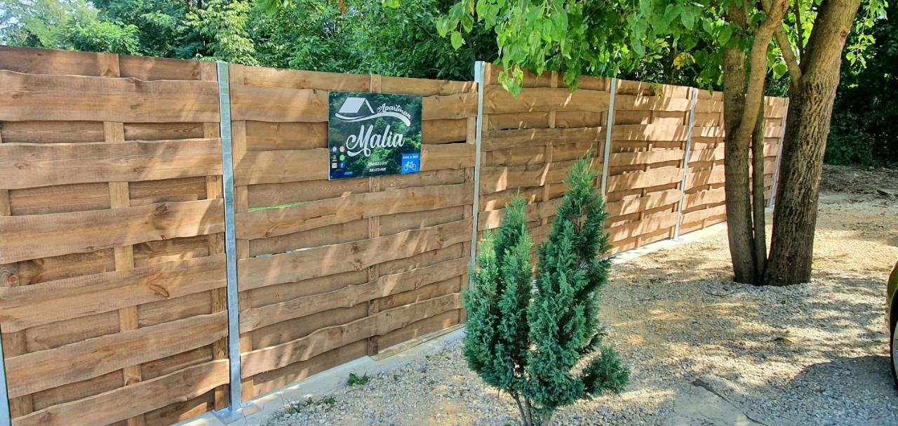 Kuca Za Odmor Malia Sa Spa Hot Tub Jacuzzijem - Nice And Cozy - Free Tickets To All City Attractions Thurdevac Exterior foto